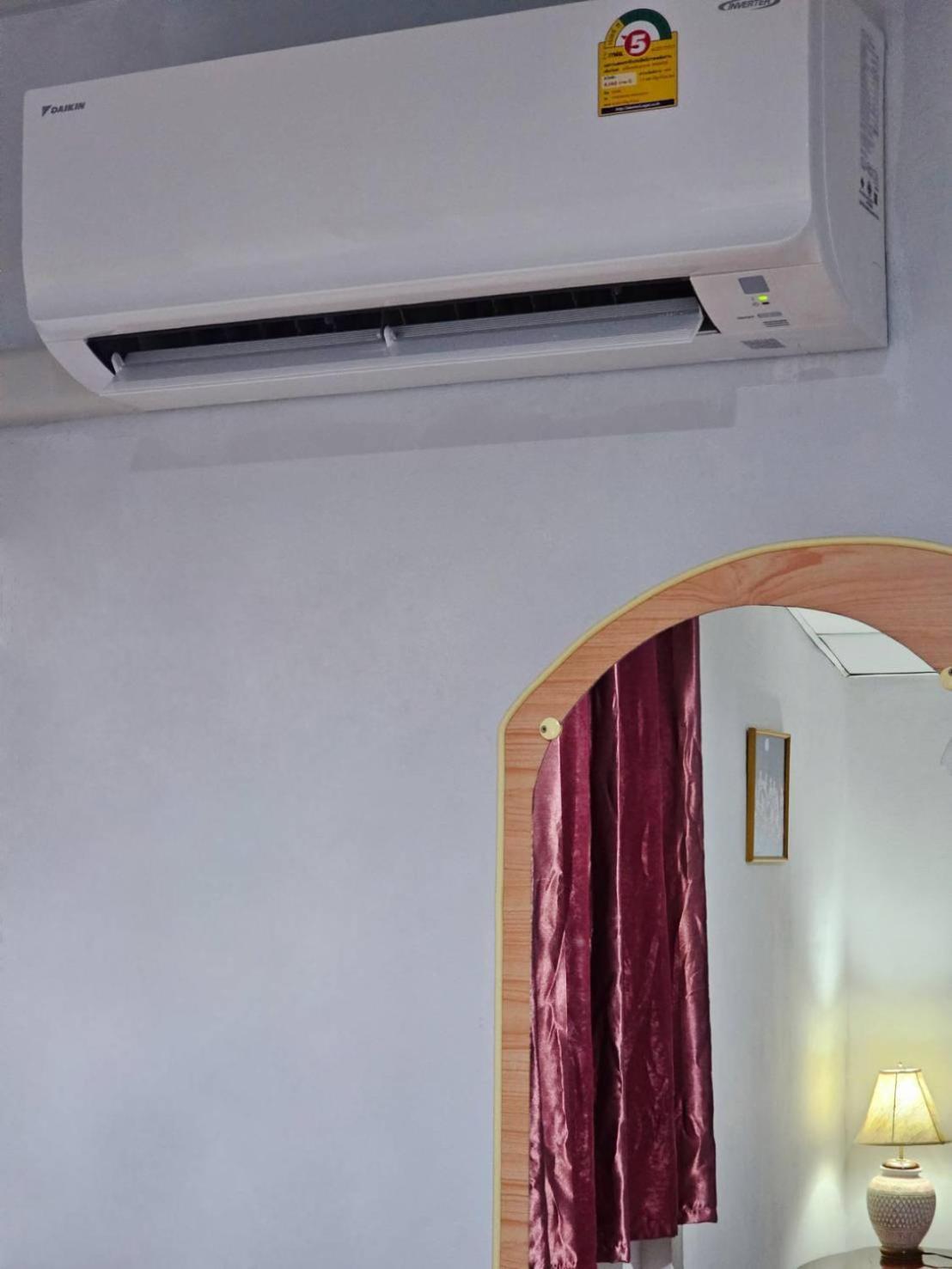 P.California Inter Hostel Nang Rong Dış mekan fotoğraf