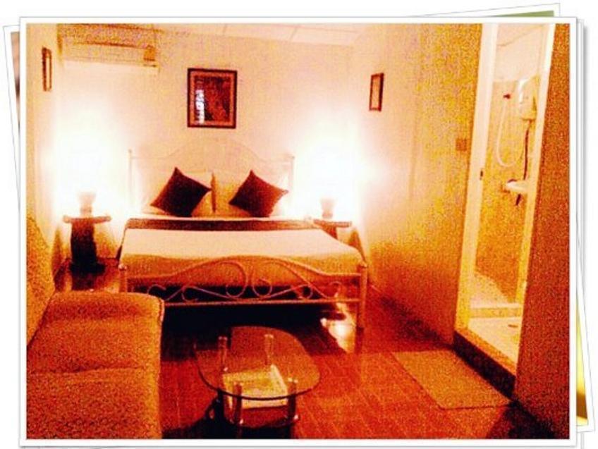 P.California Inter Hostel Nang Rong Dış mekan fotoğraf